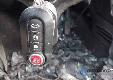 2012 Fiat 500 Sport z USA, uszkodzony, nr VIN 3C3CFFBR1CT332289